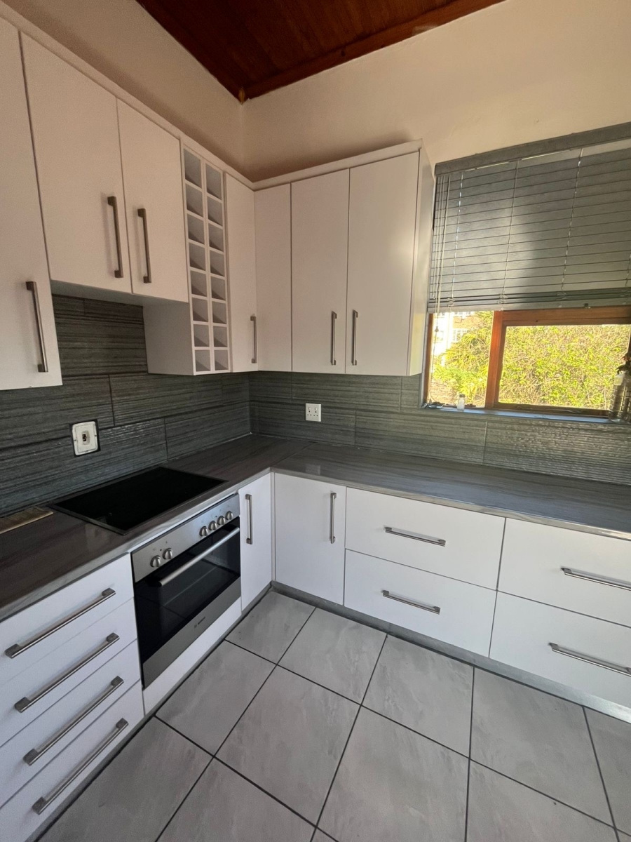 3 Bedroom Property for Sale in Cambridge Eastern Cape